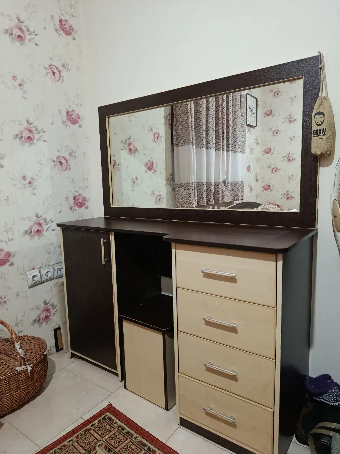 میز آینه / دراور|جاکفشی، کمد، دراور|بندر انزلی, کوی واحدی|دیوار