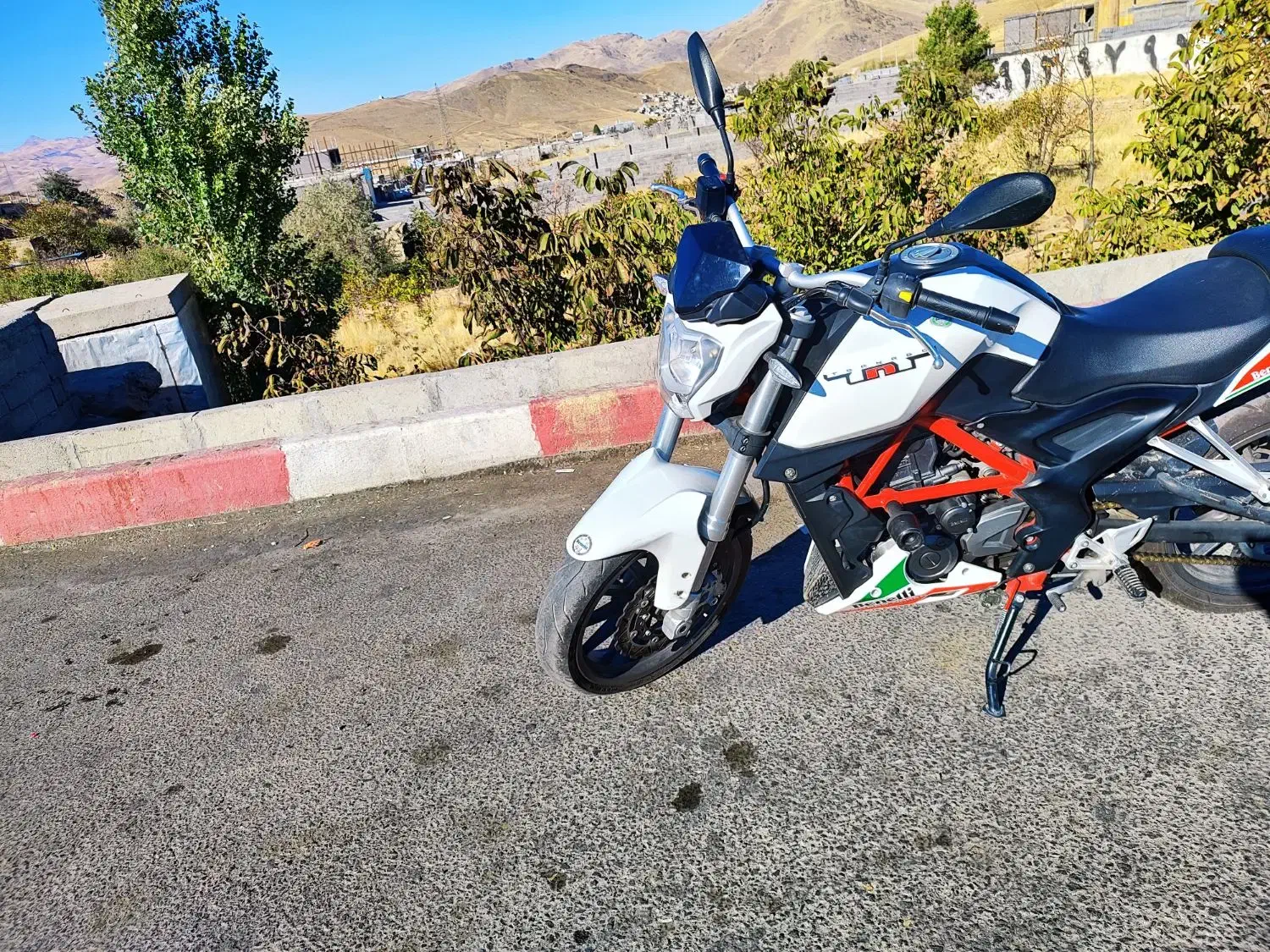 موتور سیکلت بنلی 250 معاوضه دارم 97مدل|موتورسیکلت|سنندج, |دیوار