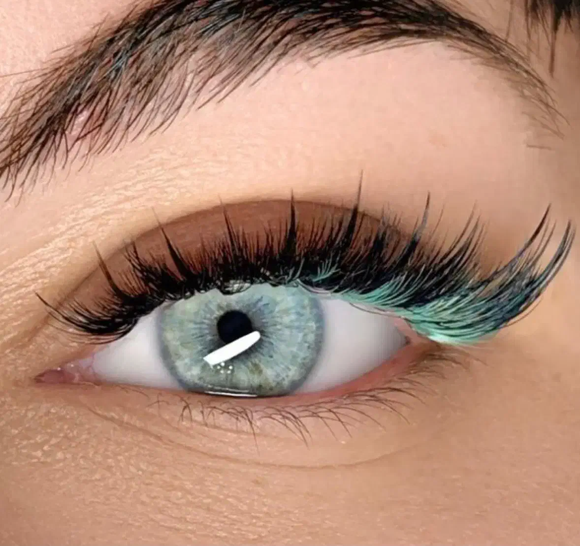 خدمات آموزش اکستنشن مژه|خدمات آرایشگری و زیبایی|رشت, منظریه|دیوار