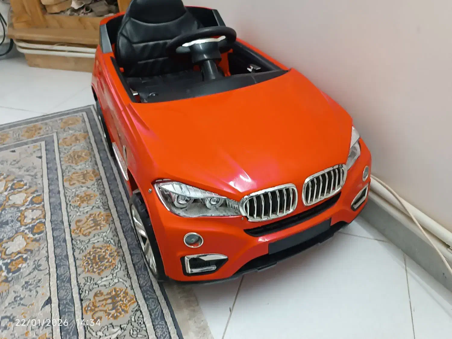 ماشین شارژی کاملا سالم و تمیر|اسباب‌بازی بچه|ساری, |دیوار