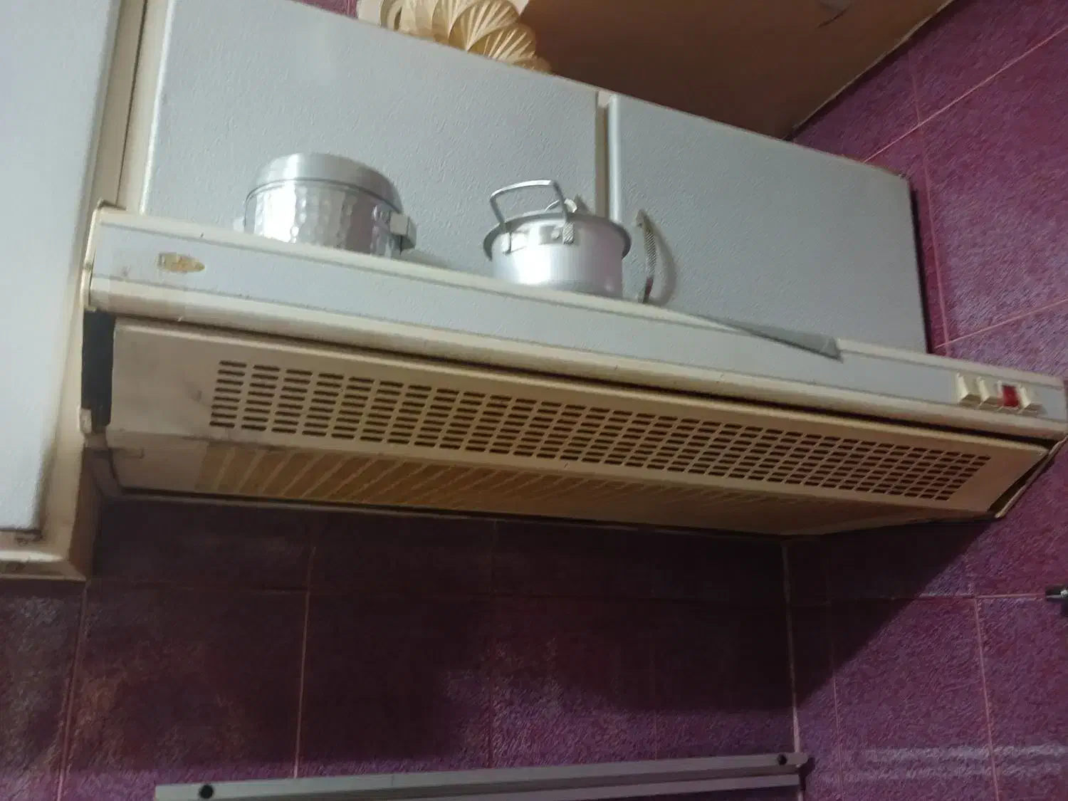 هود درسا سالم|هود|اصفهان, مفتح|دیوار