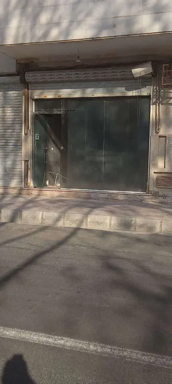 مغازه ۳۵متری زیرمجتمع تخلیه با سه عدد کنتوراختصاصی|اجارهٔ مغازه و غرفه|گرمدره, |دیوار