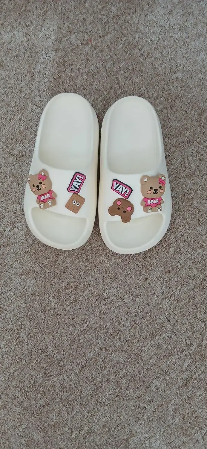 دمپایی دخترانه|کیف، کفش، کمربند|نجف‌آباد, باهنر|دیوار