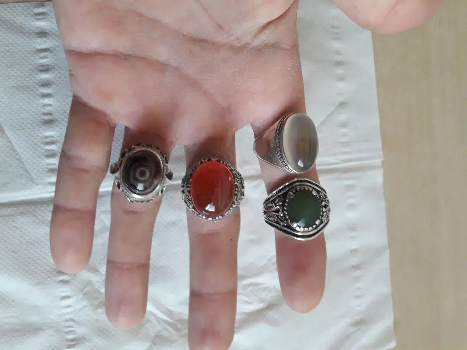 انگشترنقره عقیق سرخ وسبز وباباقوری|جواهرات|تهران, افسریه جنوبی|دیوار