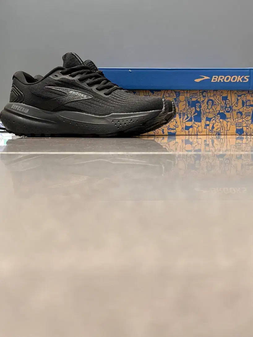 کتونی بروکس گلیسیرین ۲۱|کیف، کفش، کمربند|تهران, باشگاه نفت|دیوار