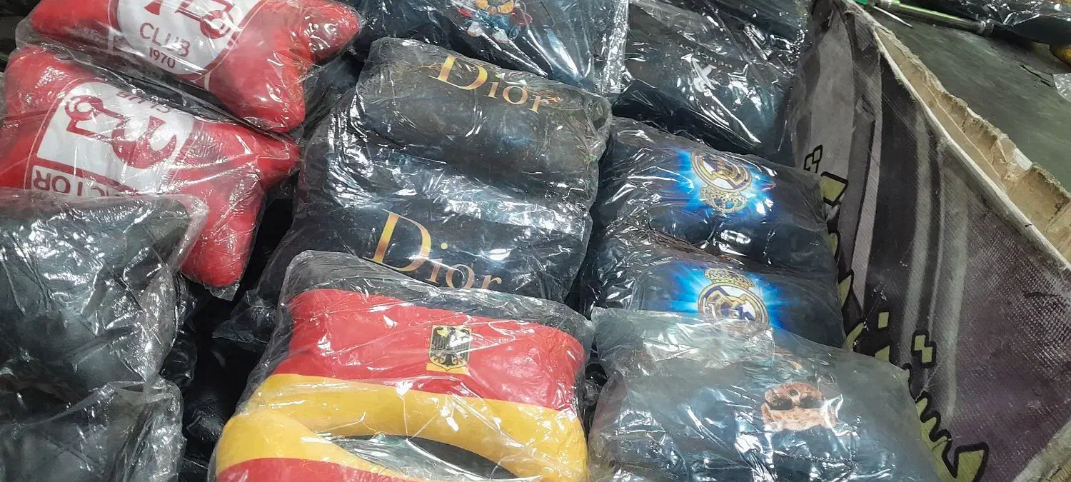 فروش فوق آلاده پپشت گردنی ماشین|قطعات یدکی و لوازم جانبی|سبزوار, گلشن|دیوار