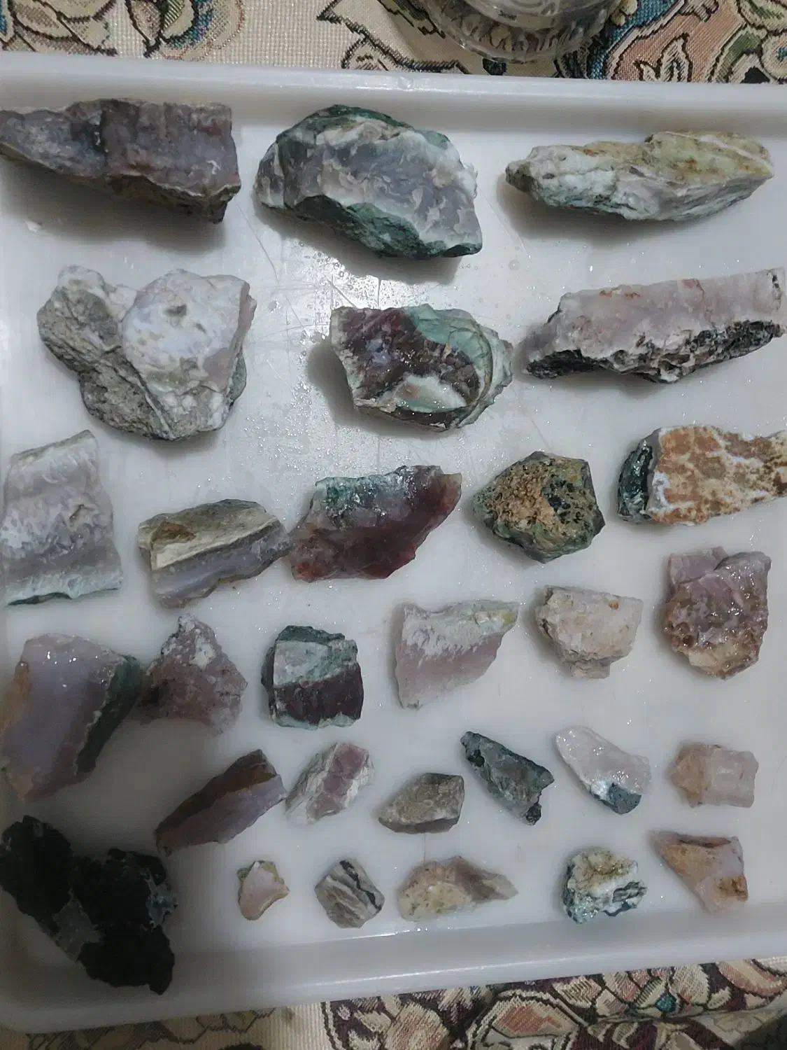 سنگ|بدلیجات|تربتحیدریه, حسنی بالا|دیوار