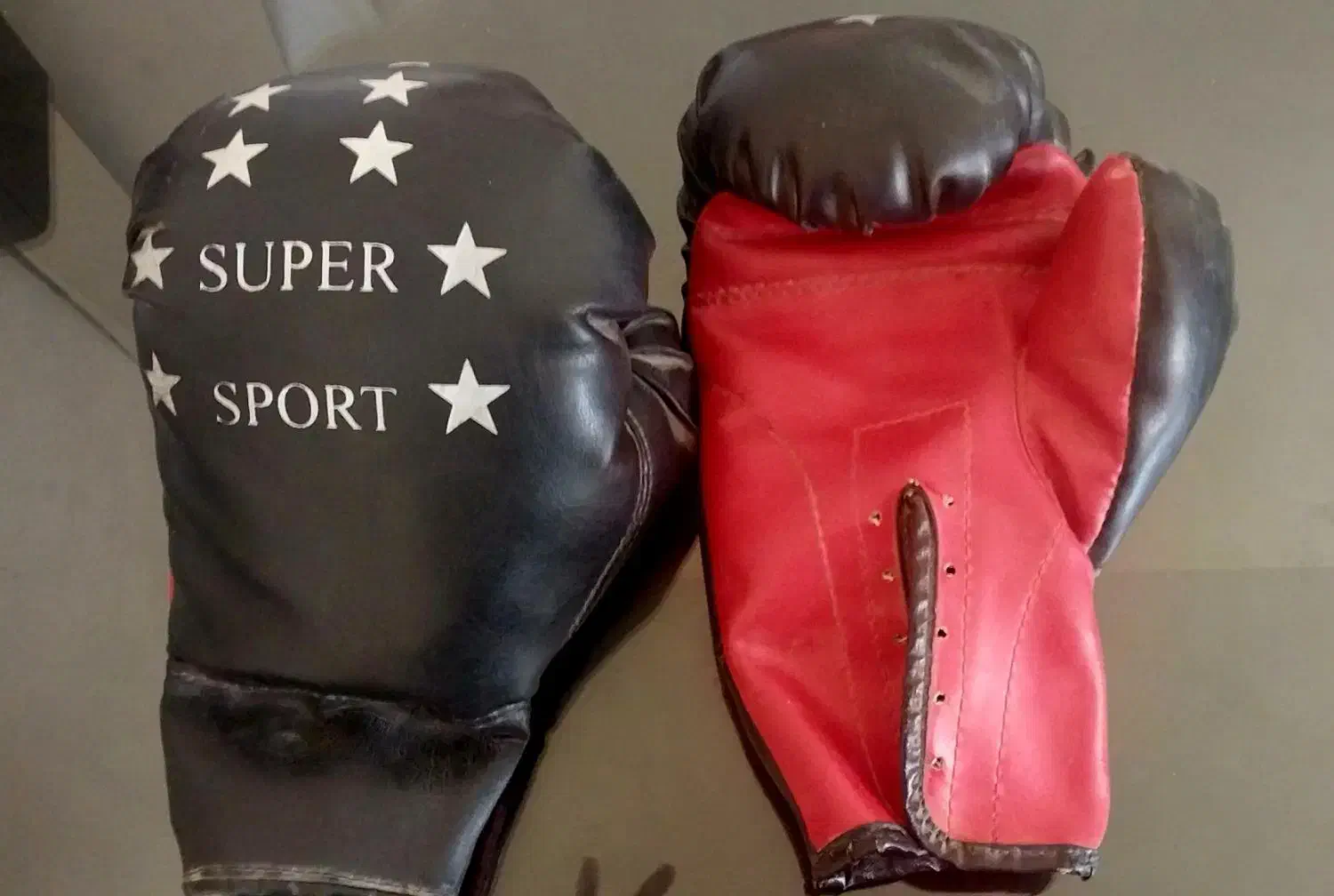 یک جفت دستکش بوکس SUPER SPORT محکم و با دوام|تجهیزات ورزشی|کرمان, |دیوار