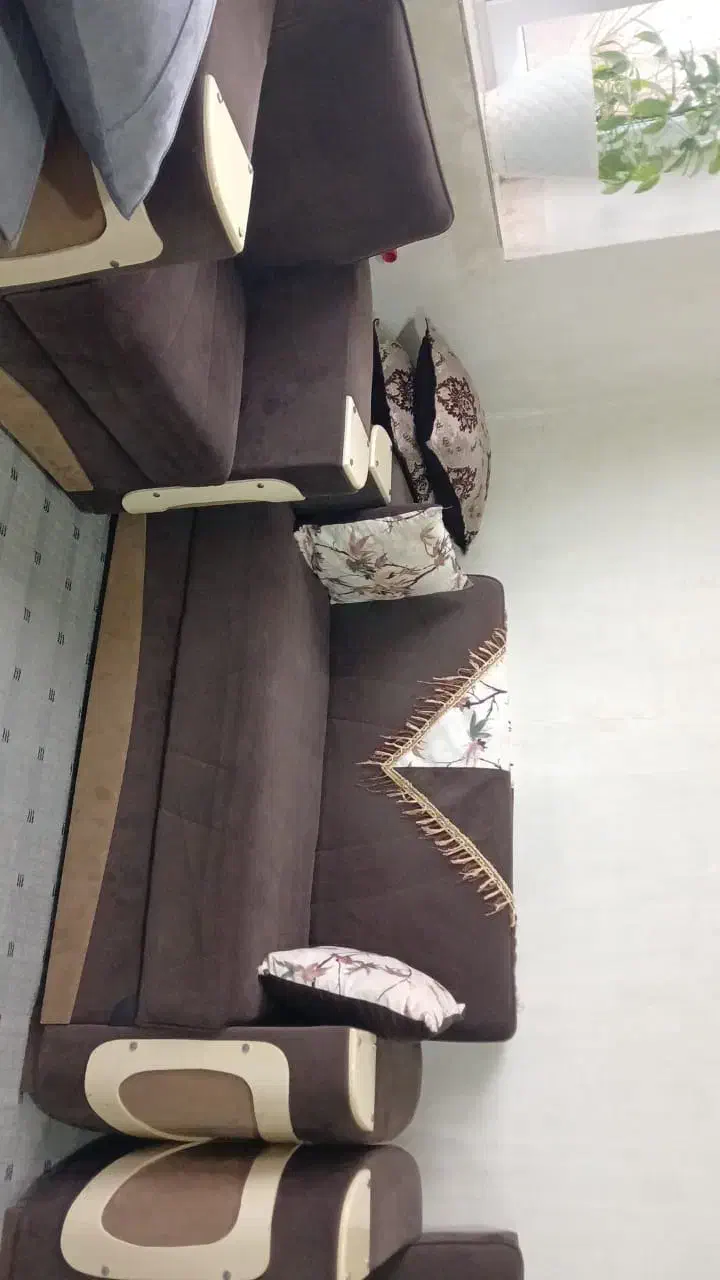 مبل|مبلمان خانگی و میز عسلی|سیلوانه, |دیوار