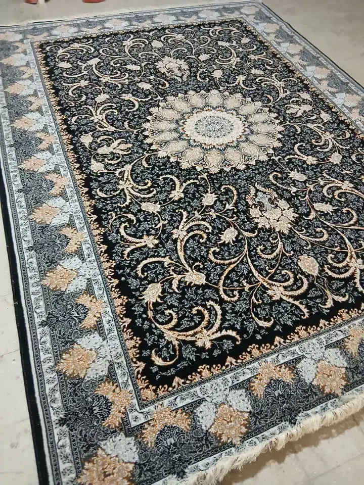 ب دلیل جمع آوری مغازه|فرش|اصفهان, زاجان|دیوار