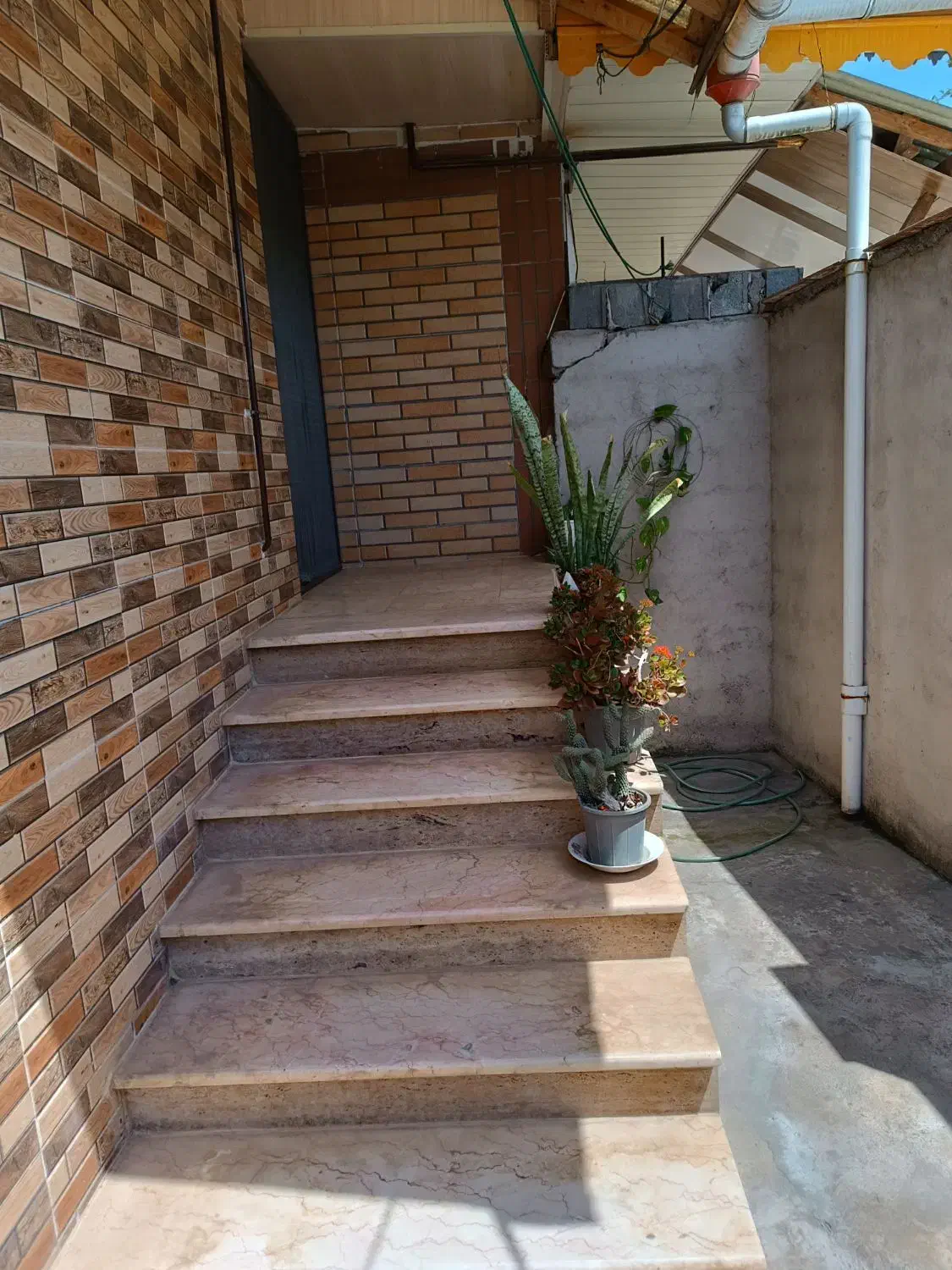 سوئیت مستقل|اجارهٔ کوتاهمدت آپارتمان و سوئیت|چاف و چمخاله, |دیوار