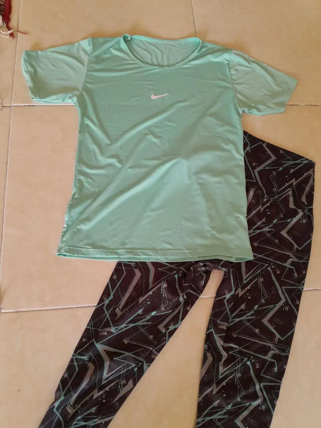 لباس ورزشی زنانه|لباس|سهند, |دیوار