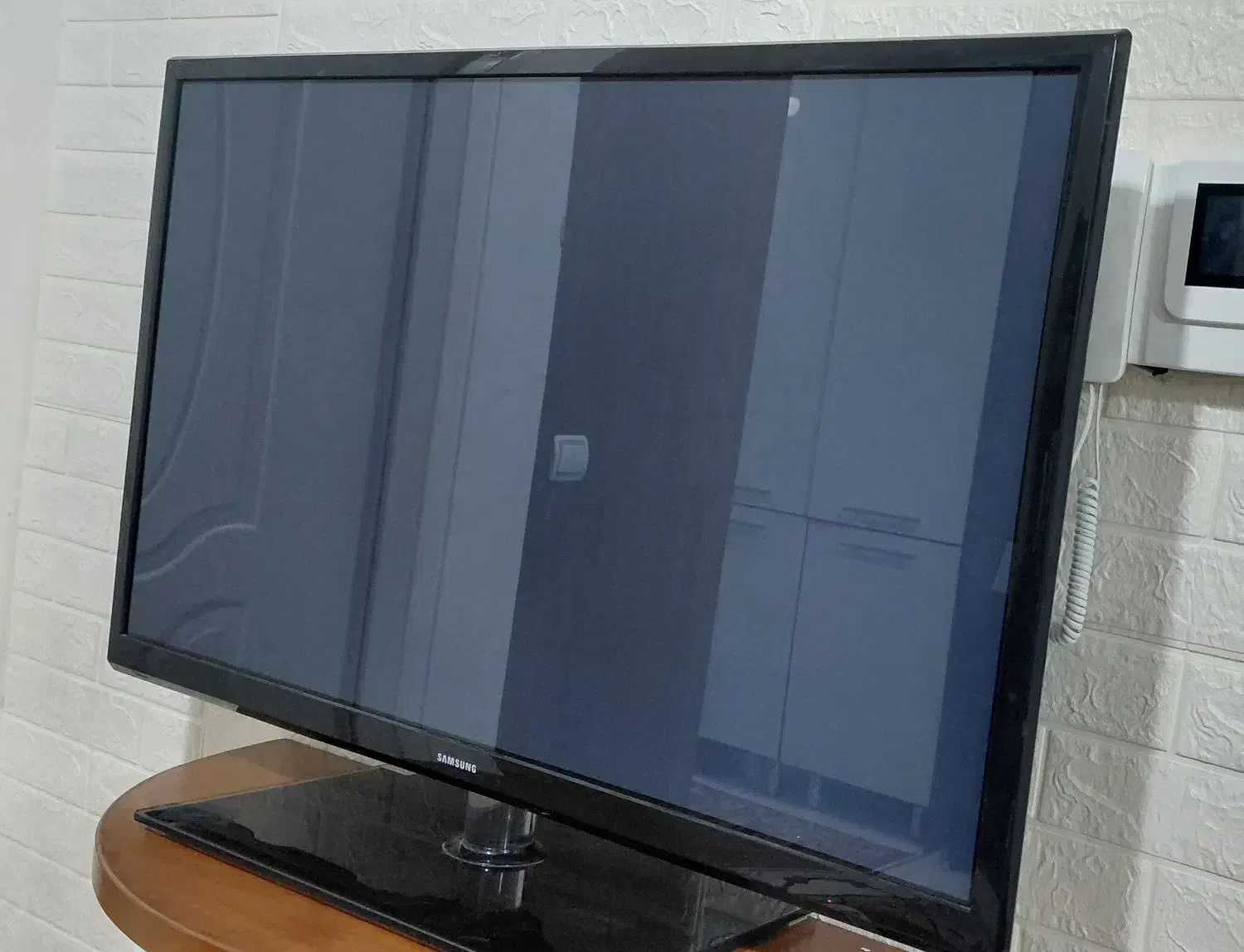 تلویزیون 43 سامسونگ اتاق ویلا دوربین مداربسته|تلویزیون و پروژکتور|تهران, شیوا|دیوار