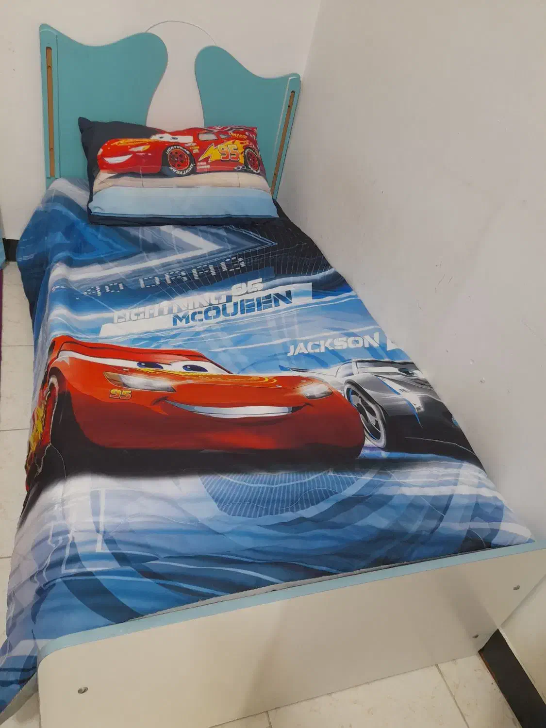 تخت به همراه تشک و سرویس رو تختی|تخت و سرویس خواب|پاکدشت, پاکدشت (مامازند)|دیوار