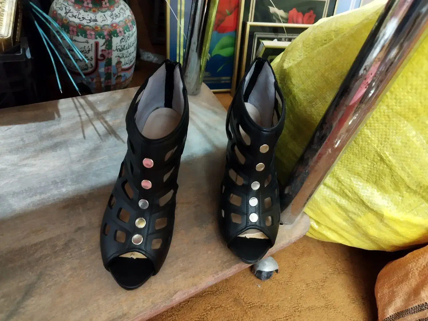 کفش مجلسی|کیف، کفش، کمربند|بناب, |دیوار