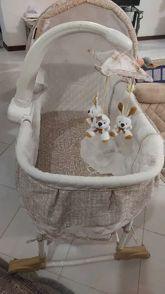 گهواره موزیکال ملورین مدل چندکاره.(تخت چندکاره )|اسباب و اثاث بچه|طرقبه, |دیوار