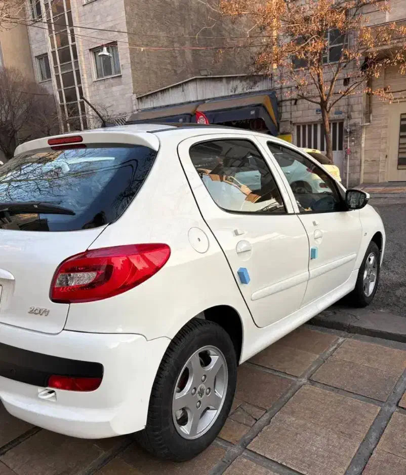 ۲۰۷پانا ۱۴۰۱|خودرو سواری و وانت|شیراز, میانرود|دیوار