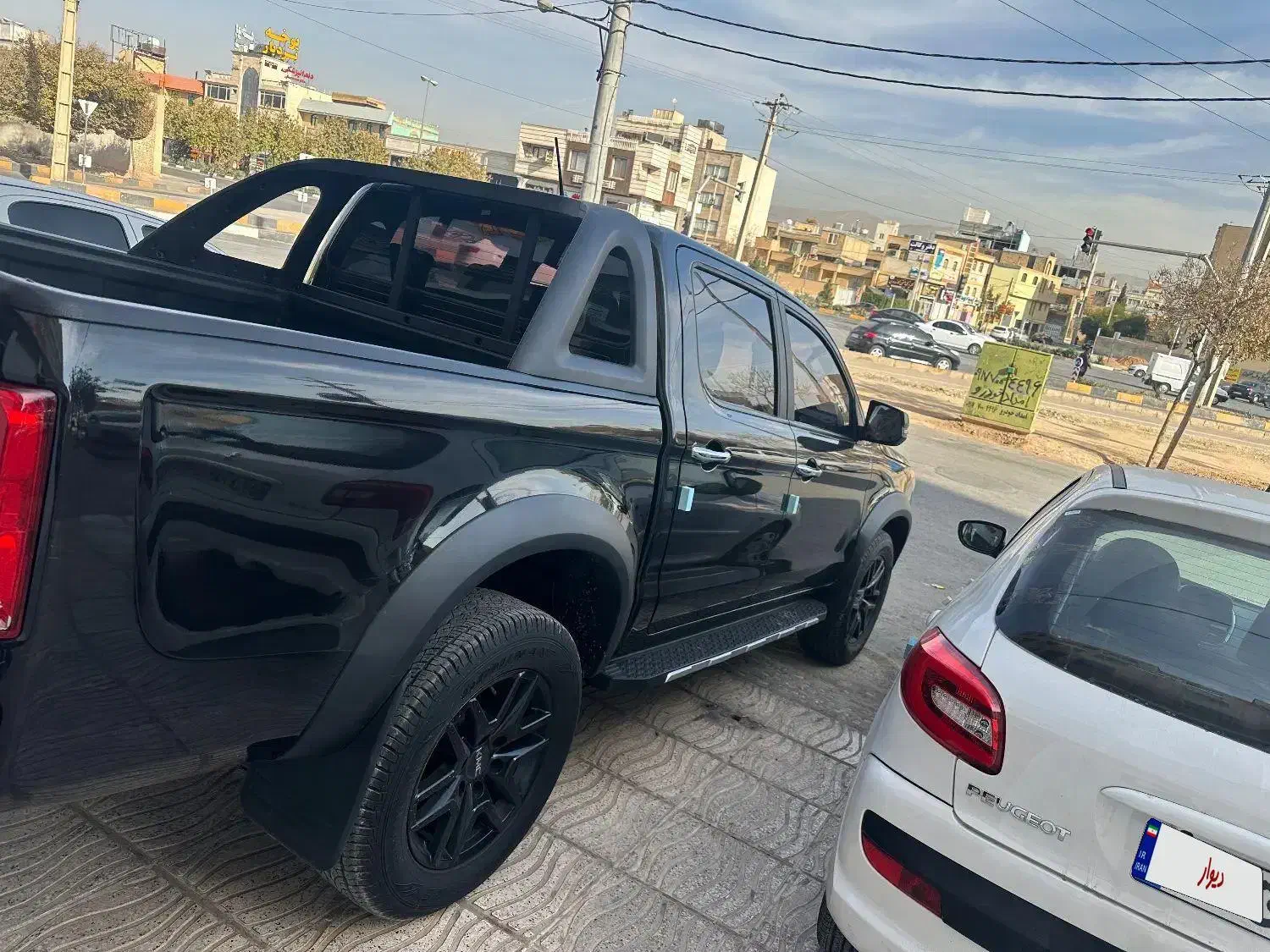 کی ام سی t8|خودرو سواری و وانت|شیراز, فرگاز|دیوار