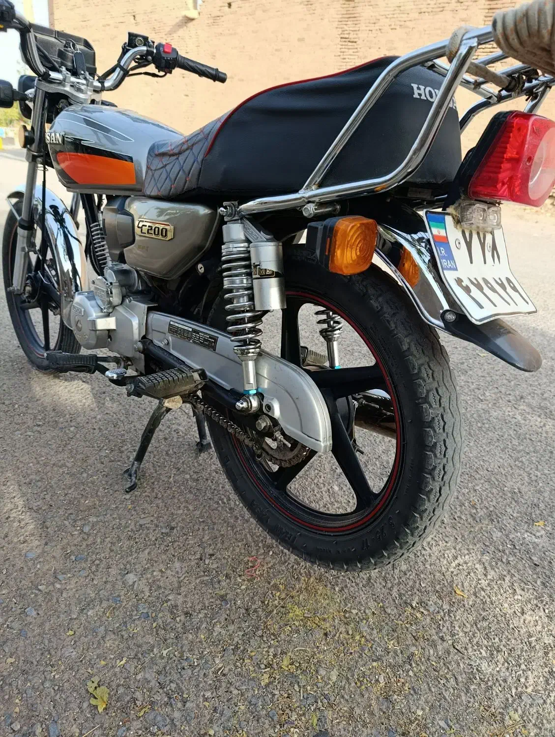 موتور 200احسان1401|موتورسیکلت|بجستان, |دیوار