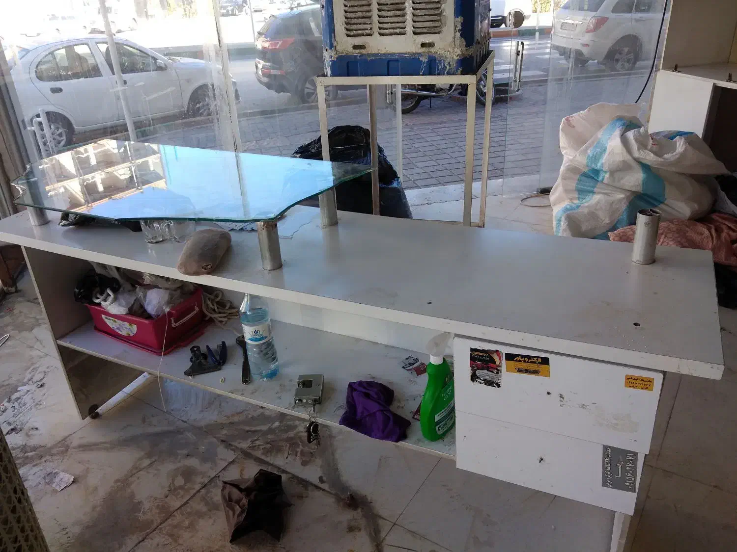 میز پیشخوان|میز تحریر و کامپیوتر|مشهد, الهیه|دیوار