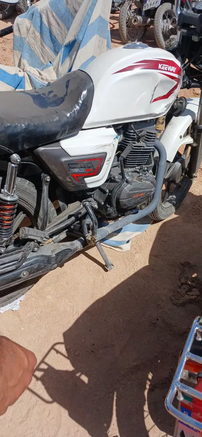 موتور کی وی مدل 98 تصادفی|موتورسیکلت|اردکان, |دیوار