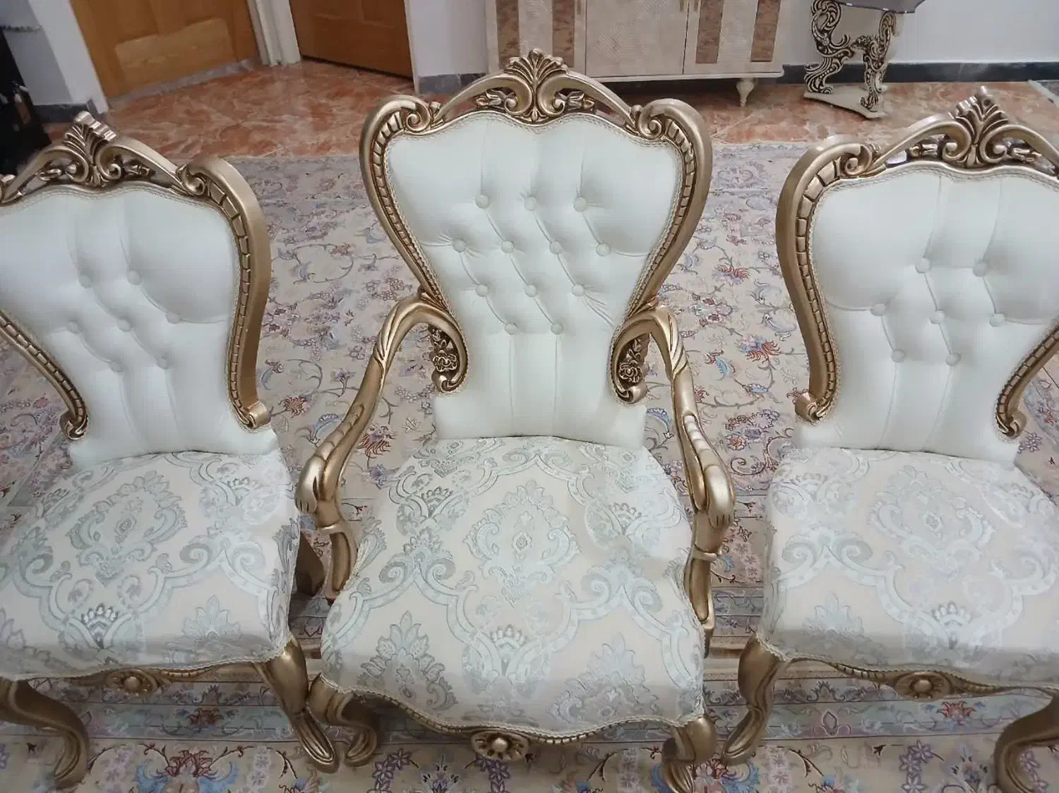 مبلمان  ۱۱ نفره|مبلمان خانگی و میز عسلی|فیروزکوه, |دیوار