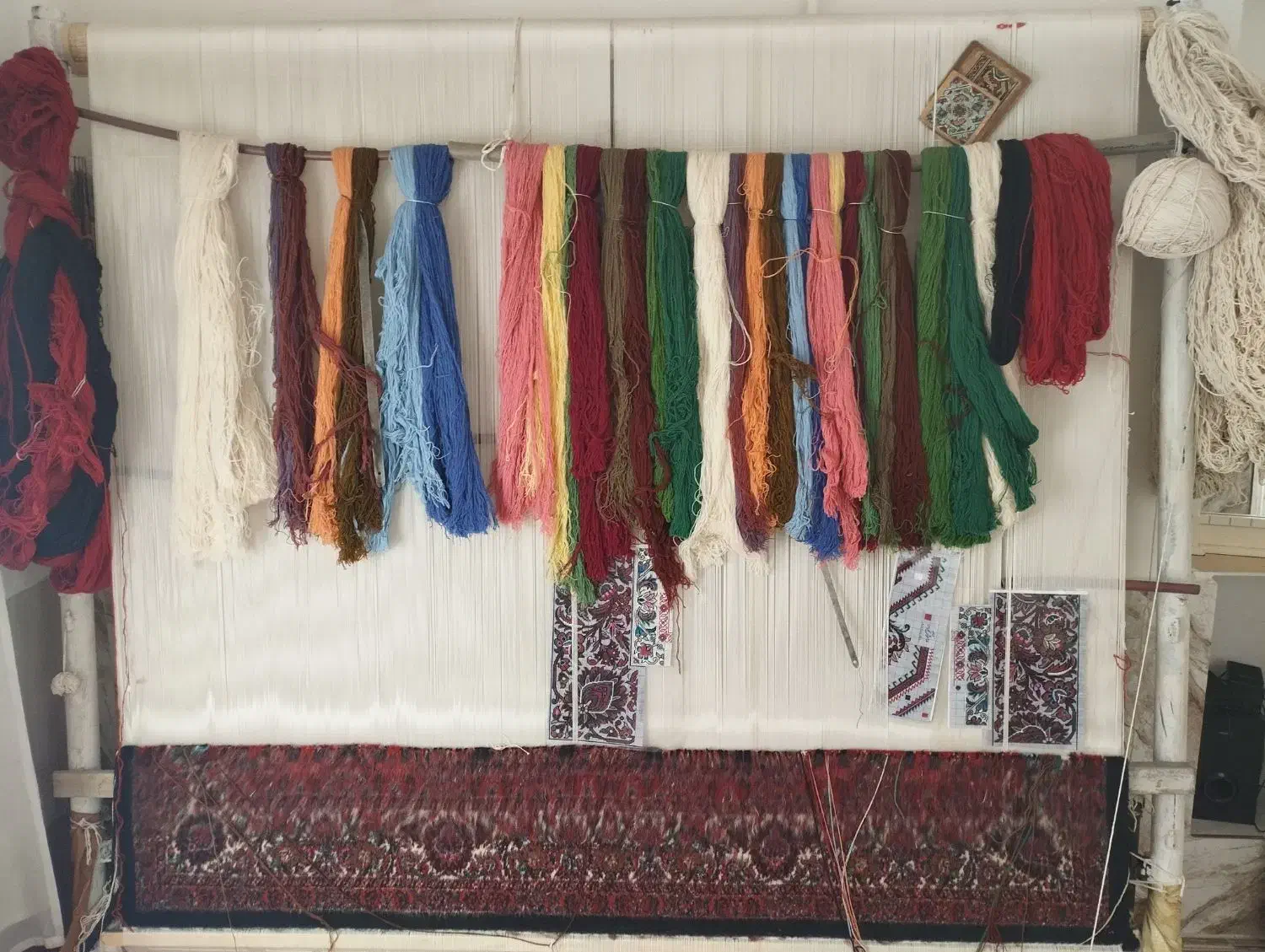 فرش دستباف نیمه کاره|فرش|زنجان, |دیوار