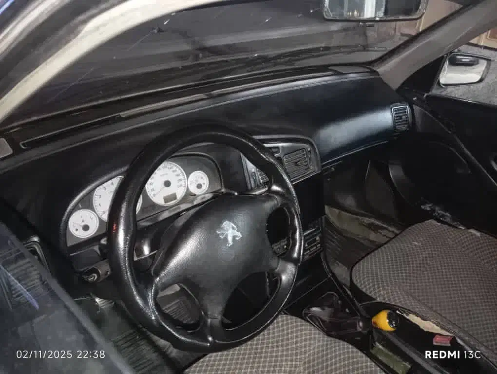 405 بژ مدل ۸۳ خانگی|خودرو سواری و وانت|زاهدان, |دیوار