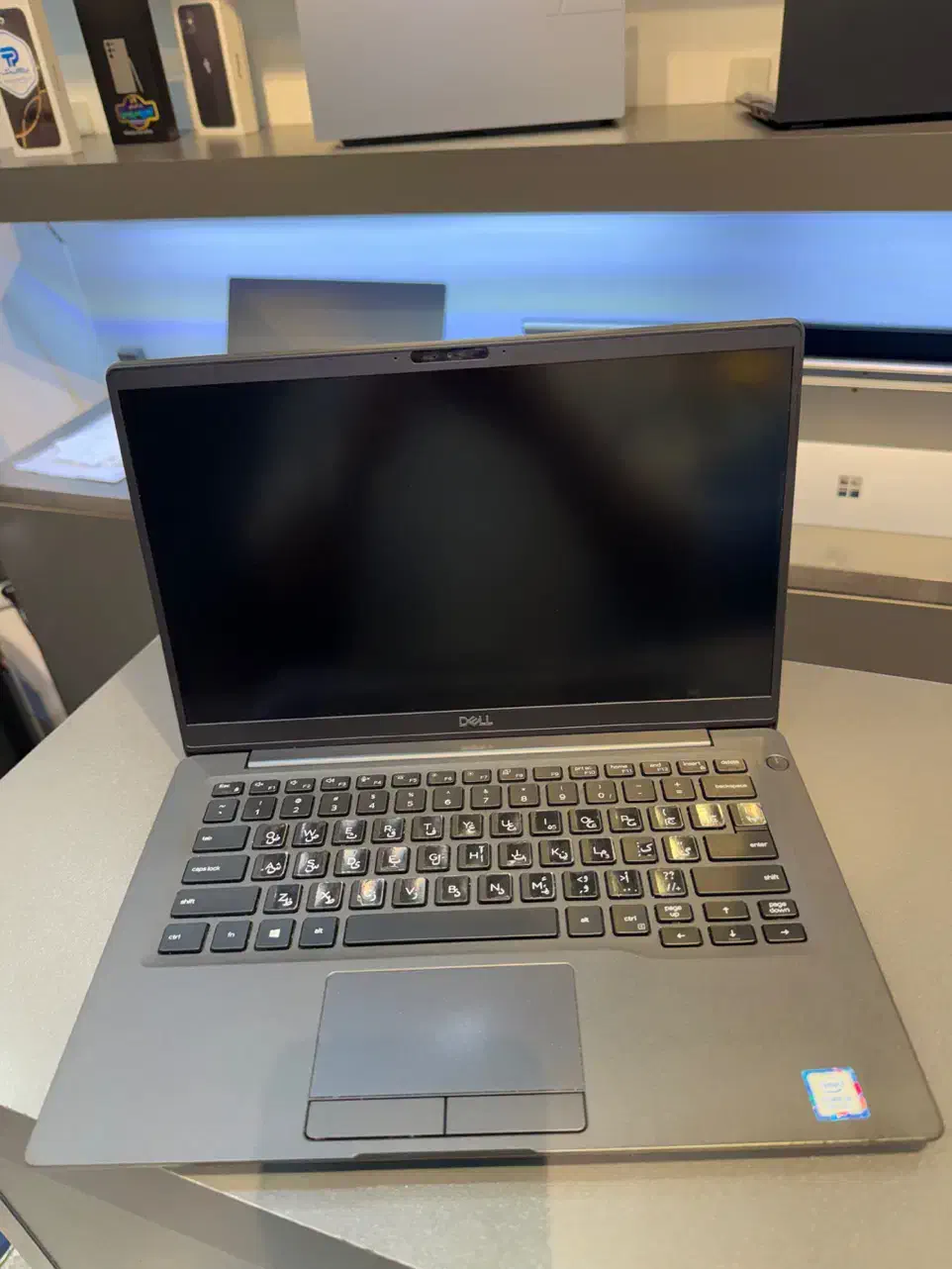 Dell latitude 7400|رایانه همراه|شیراز, ملاصدرا|دیوار