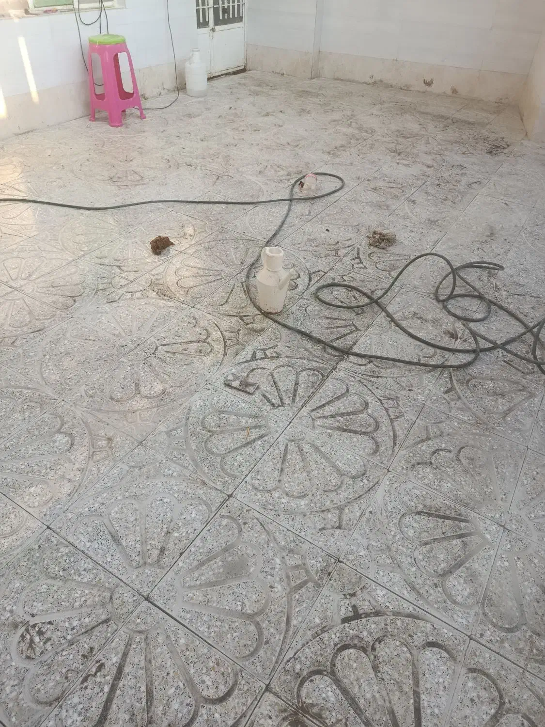 سرامیک کاری|خدمات پیشه و مهارت|سبزوار, کهنه آب|دیوار