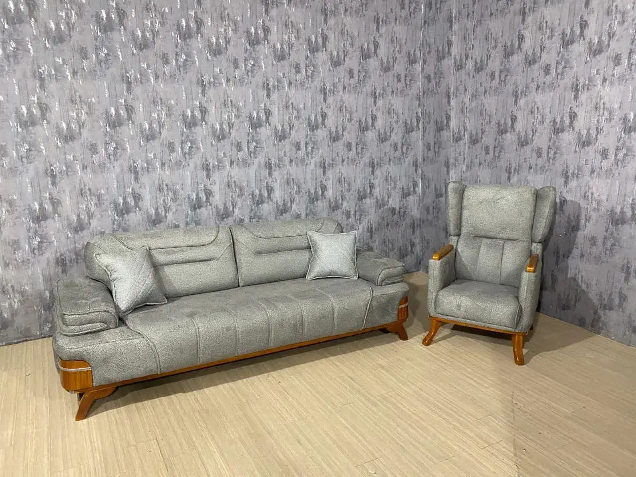 جذب نیروی کار در تولیدی مبلمان|استخدام صنعتی، فنی، مهندسی|خوی, |دیوار