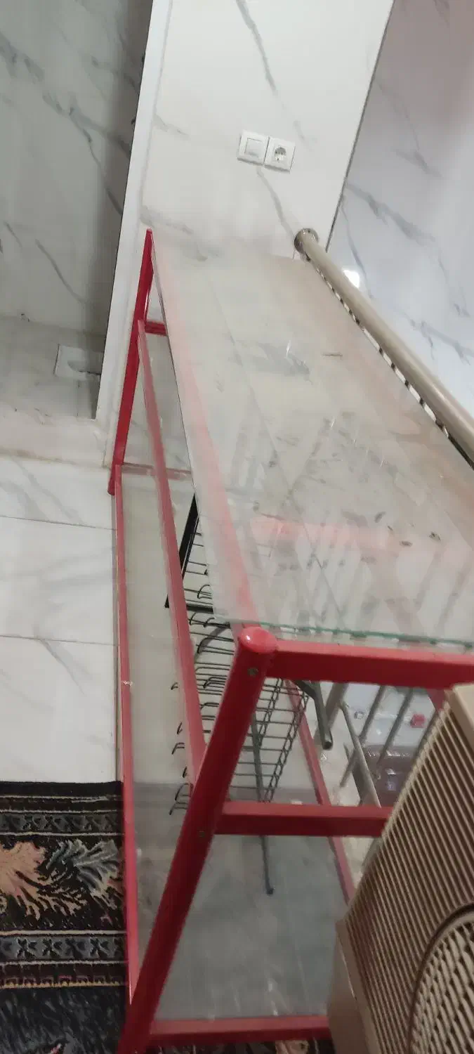 ویترین باشیشه کامل|فروشگاه و مغازه|هشتگرد, شهرک ریحانه|دیوار