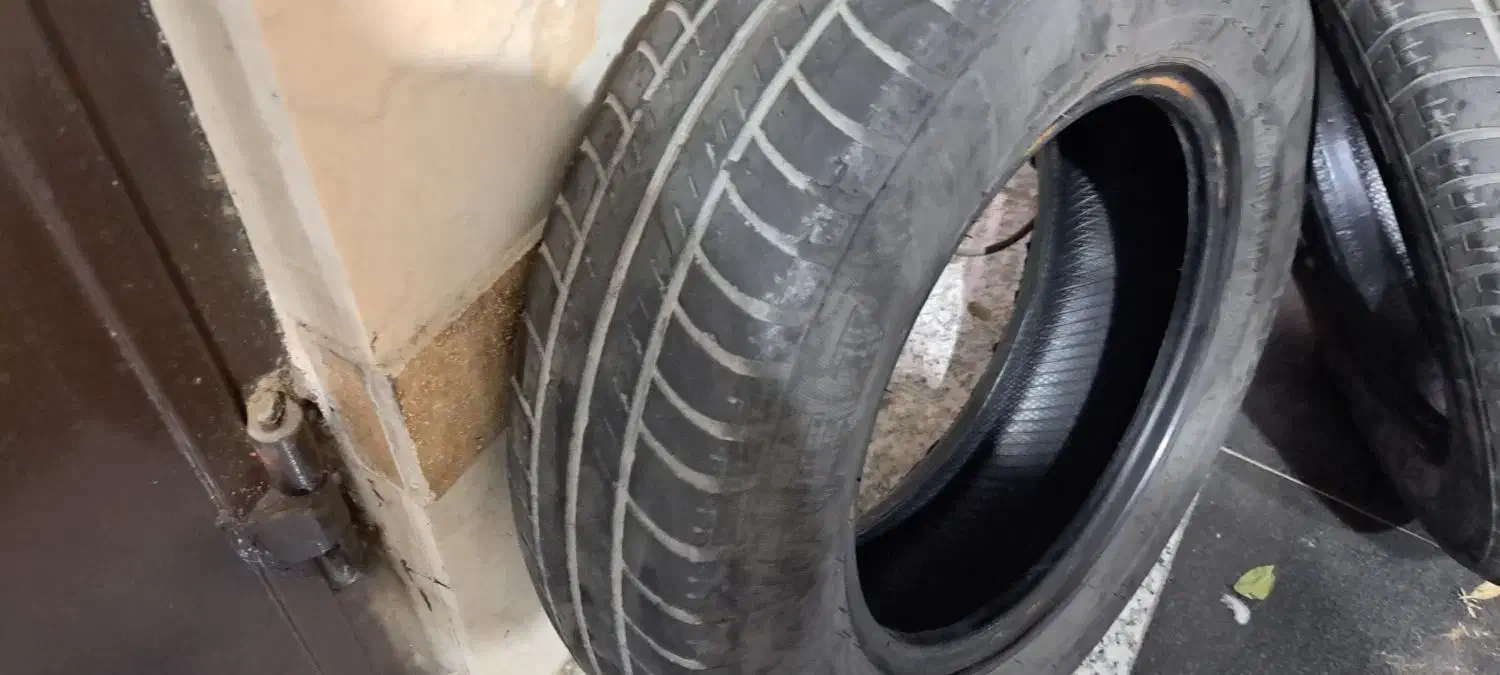 لاستیک سایز استاندارد R13175/75|قطعات یدکی و لوازم جانبی|تهران, شهرک پرواز|دیوار