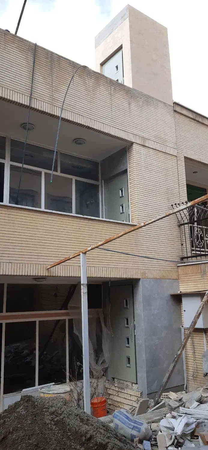 نصب وراه اندازی انواع آسانسور|خدمات پیشه و مهارت|اصفهان, شهرک کوثر|دیوار