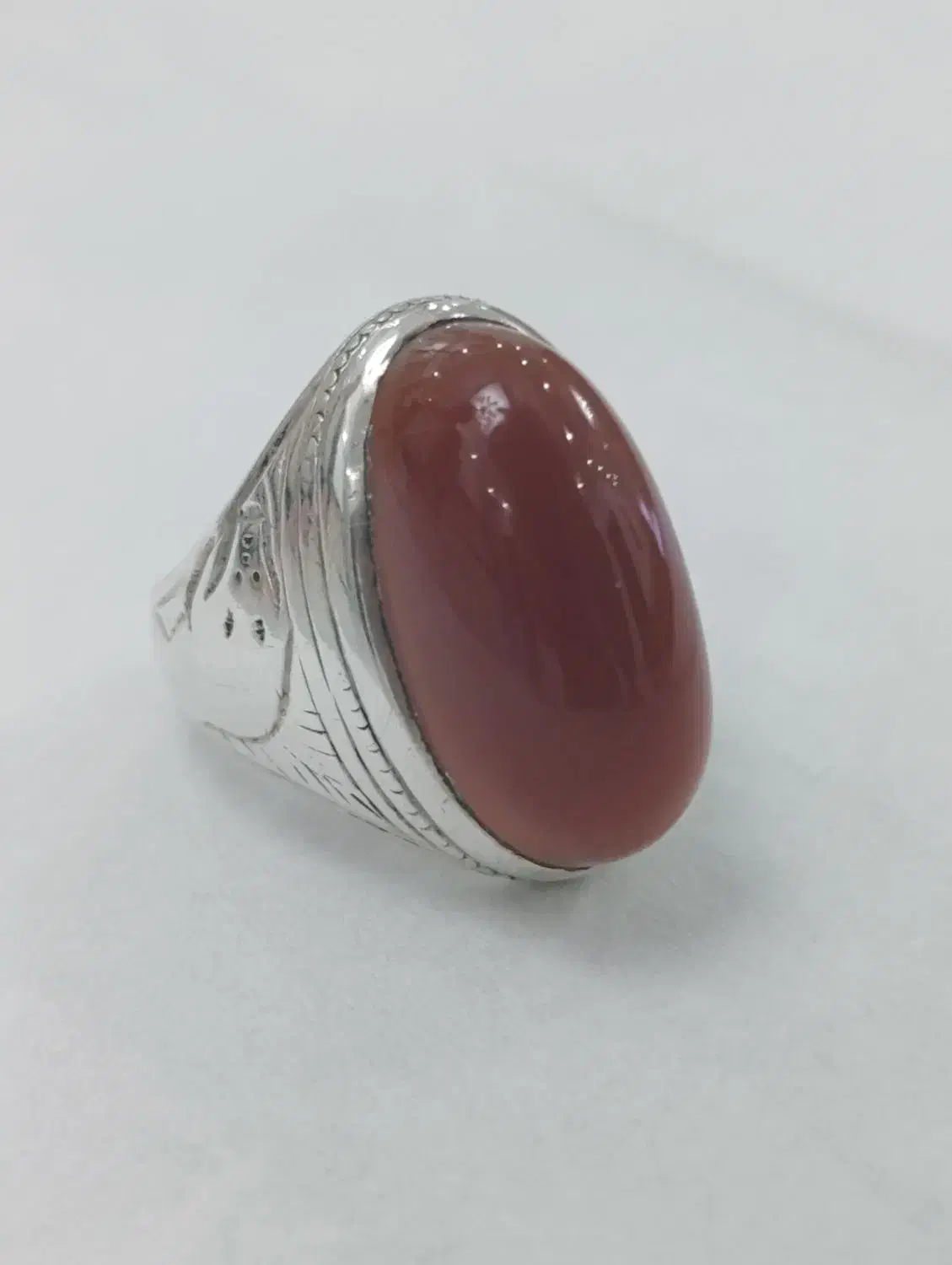 انگشتر سرخ یمن|کلکسیون اشیاء عتیقه|رشت, بازار|دیوار