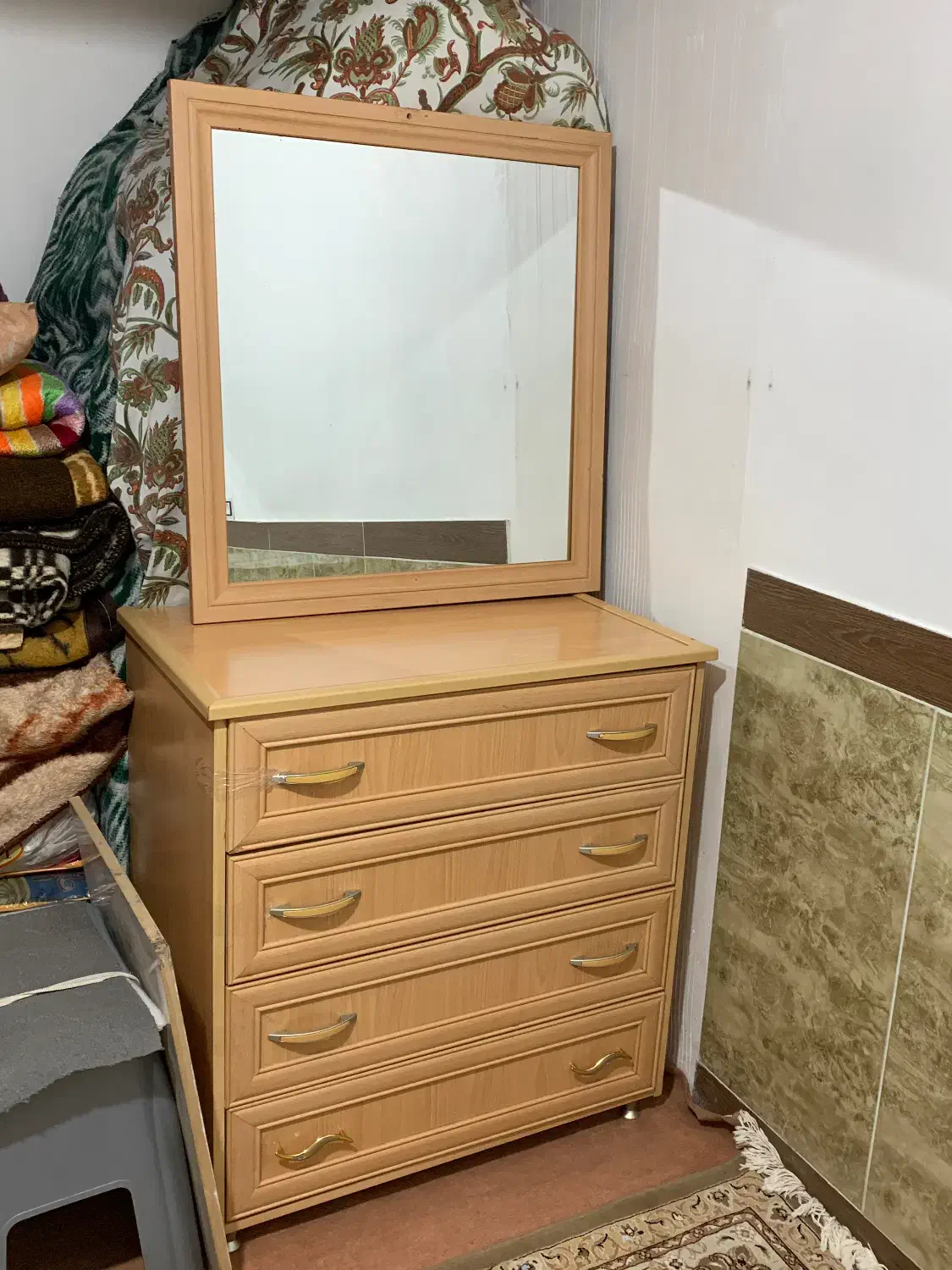 کمد لباس و آینه (میز آرایشی)|جاکفشی، کمد، دراور|مهاباد (آذربایجان غربی), |دیوار