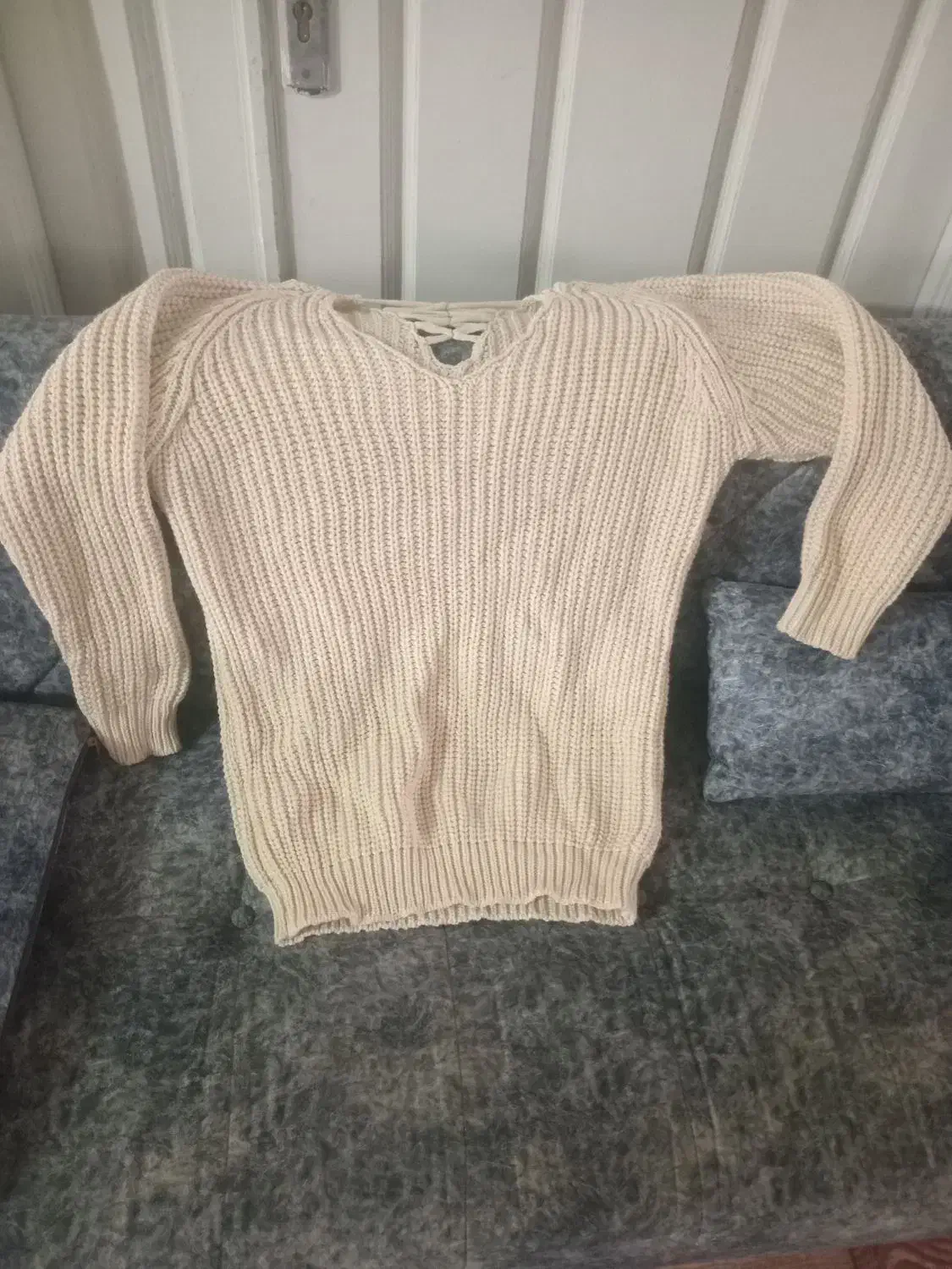 گرم کن نرم و لطیف|لباس|لاهیجان, بازکیاگوراب|دیوار