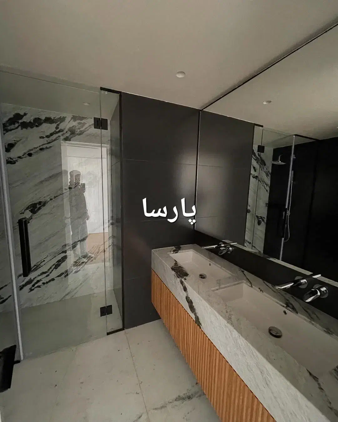 ۳۰۰متر نوساز سوپرلوکس+استخر دار شیخ بهایی شمالی