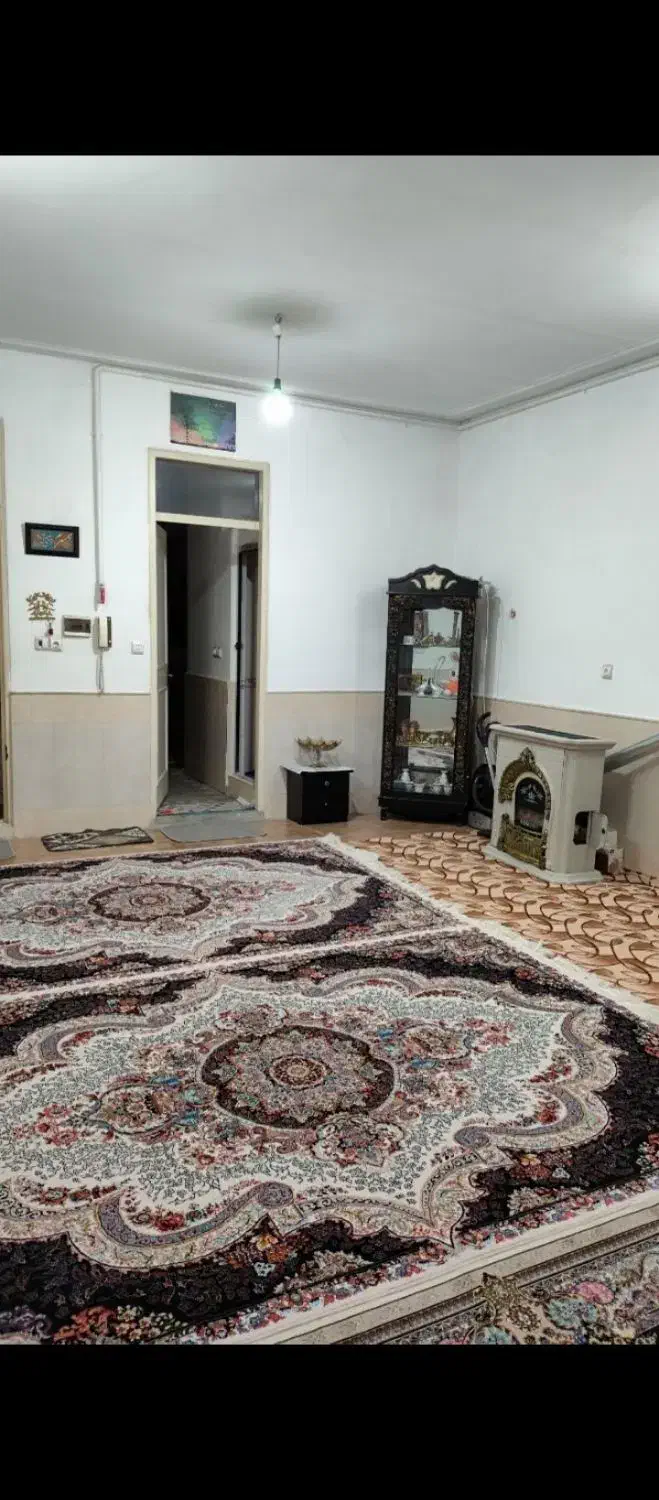 اجاره ویلایی طبقه 2|اجارهٔ خانه و ویلا|قم, نیروگاه|دیوار