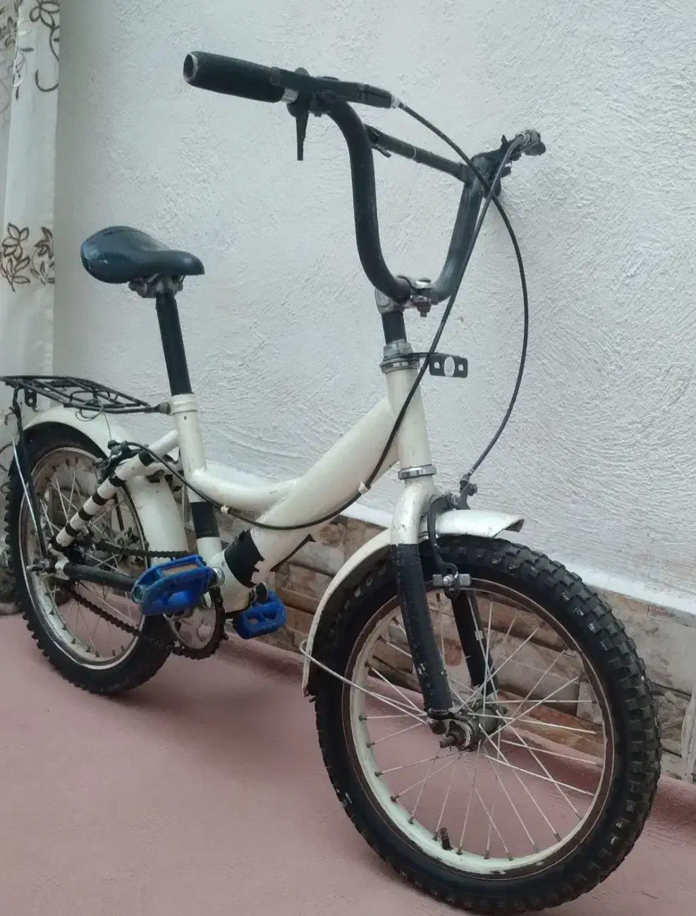 دوچرخه ۱۶ سالم قیمت ۱۵۰۰۰۰|دوچرخه، اسکیت، اسکوتر|ساوه, |دیوار