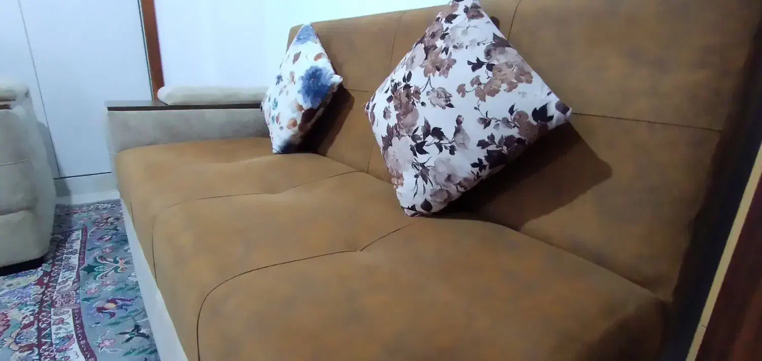 مبل ۸نفره|مبلمان خانگی و میز عسلی|رشت, معلم|دیوار