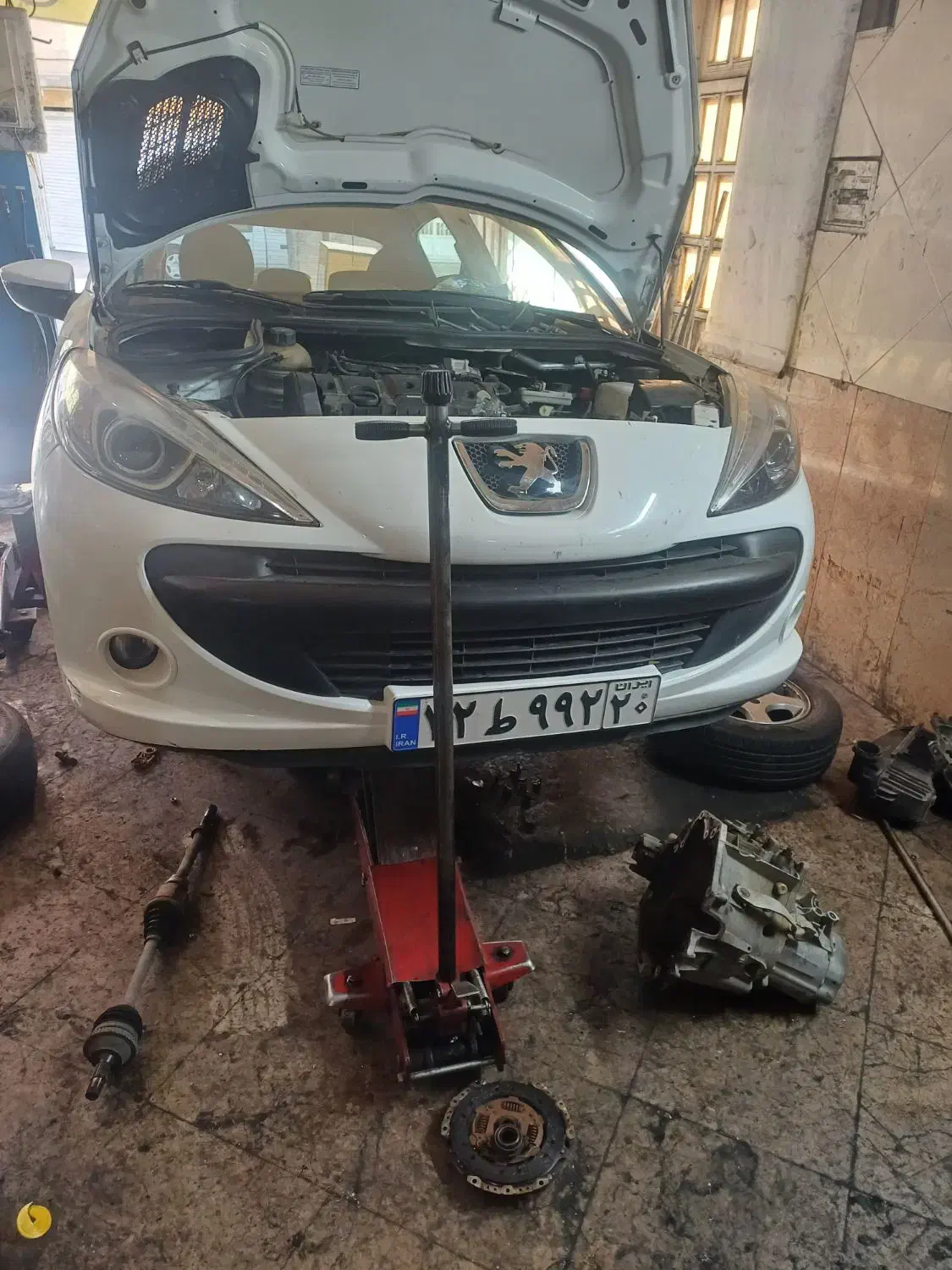 باطریساز ماهر با ابزار و مشتری|استخدام صنعتی، فنی، مهندسی|تهران, جیحون|دیوار