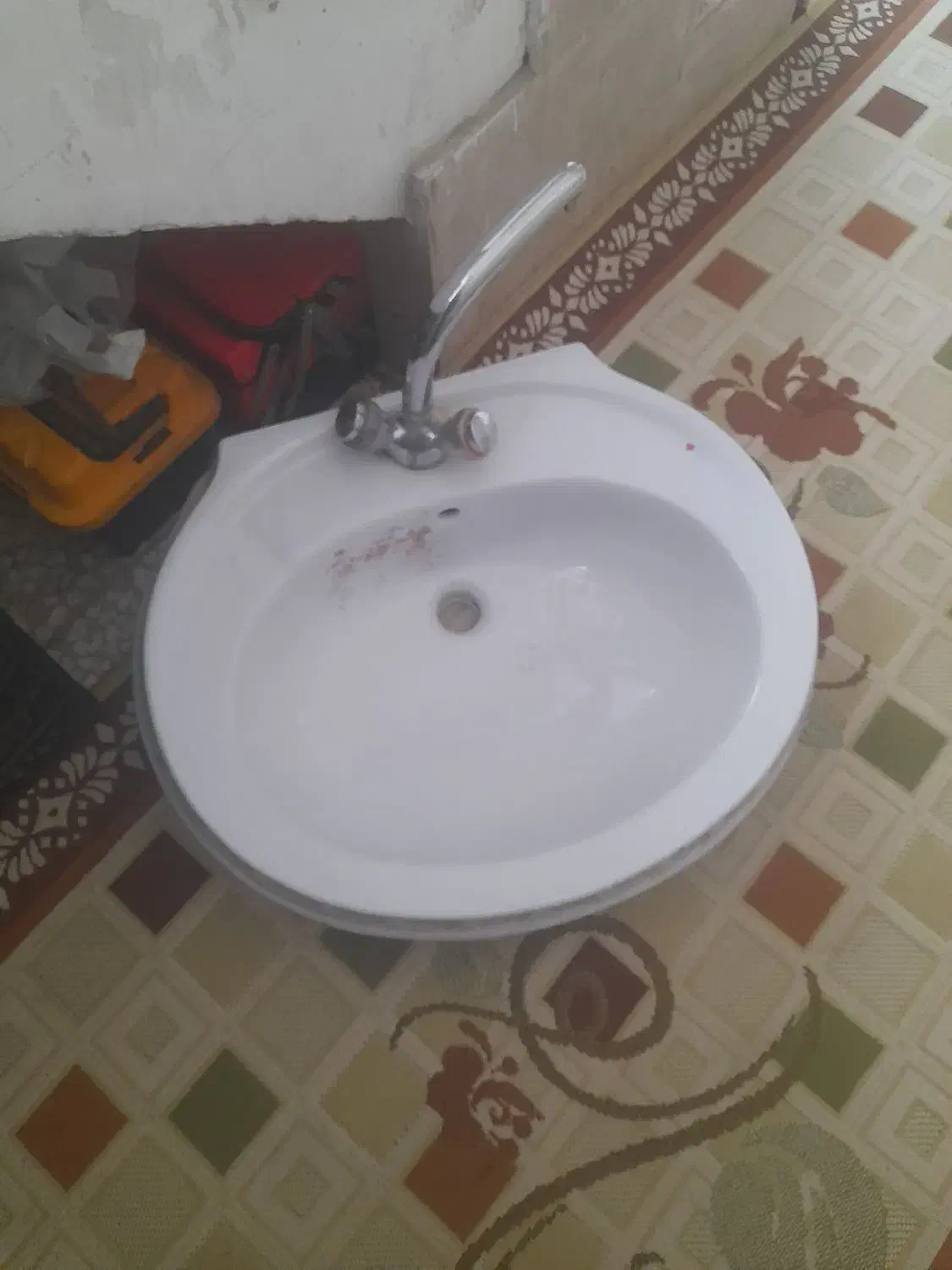 سلام روشویی سالم باشیراب|لوازم سرویس بهداشتی|قم, هفت تیر|دیوار