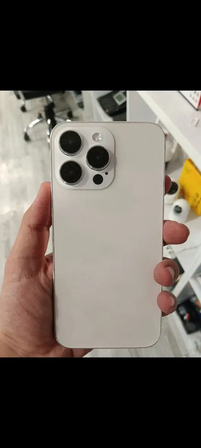 اپل iPhone 13 Pro با حافظهٔ ۲۵۶ گیگابایت|موبایل|تهران, امجدیه (خاقانی)|دیوار