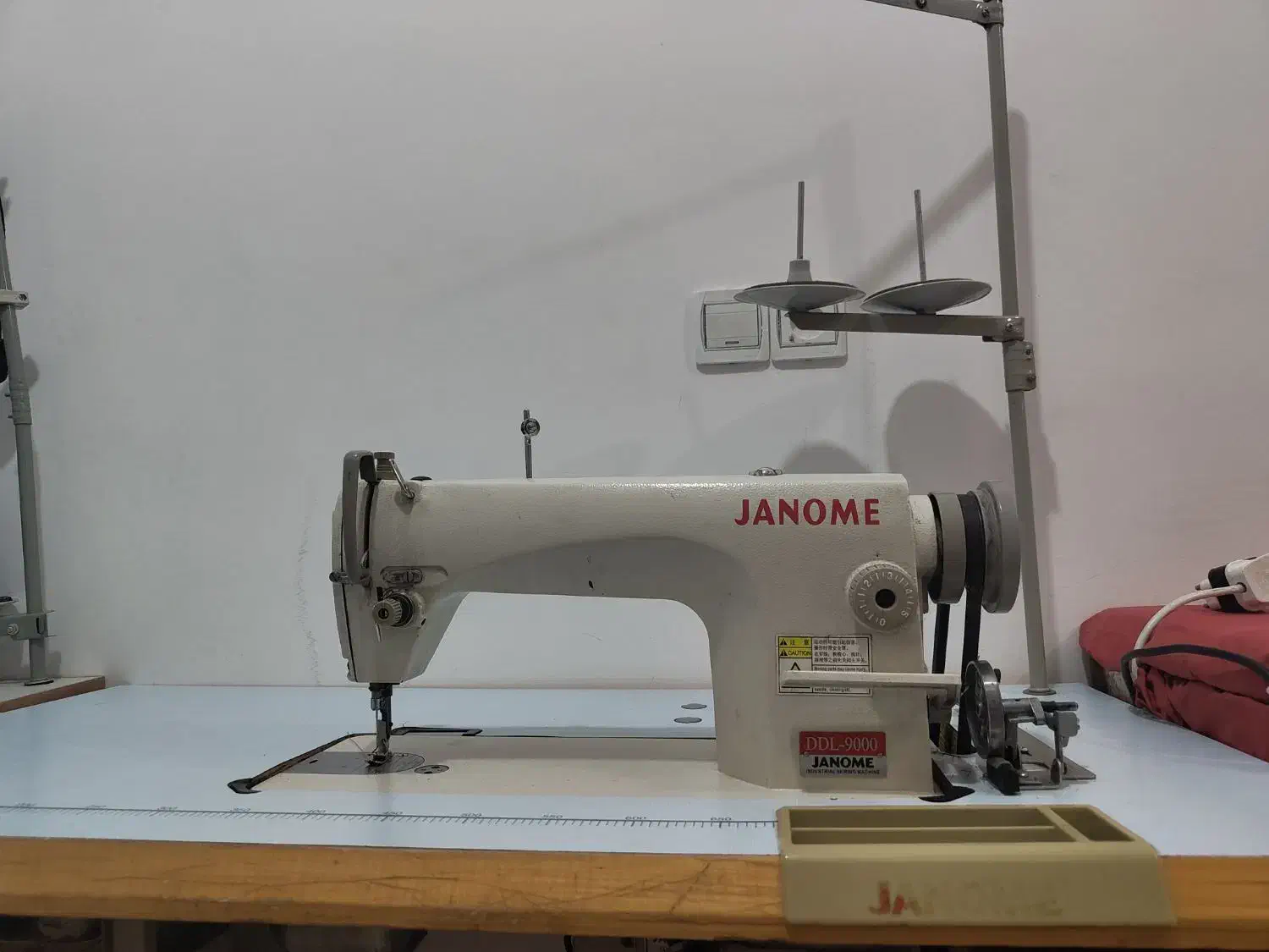 چرخ راسته دوز ژانومه|چرخ خیاطی و ریسندگی|مهران (ایلام), |دیوار