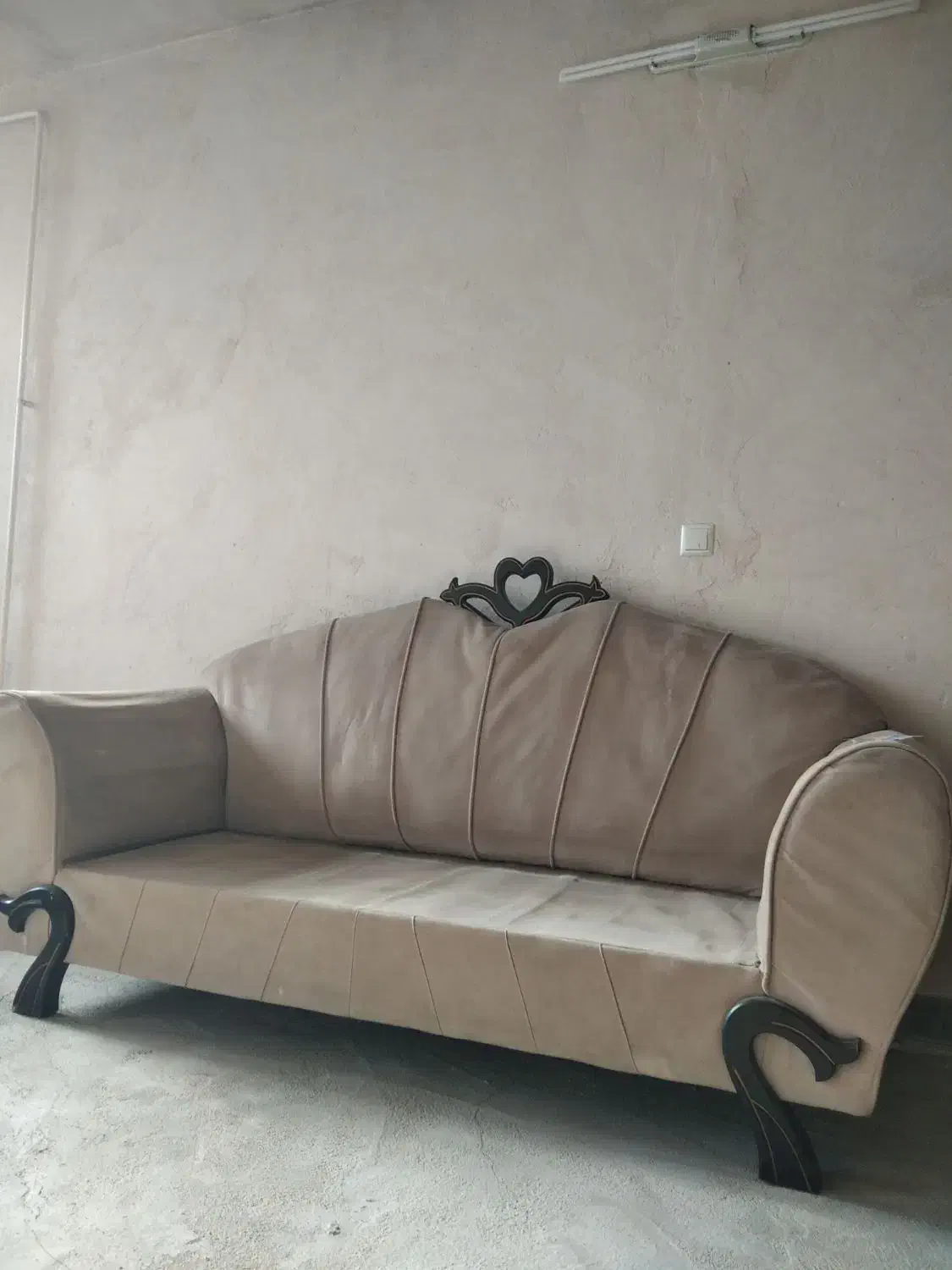 مبل هفت نفره،کرم رنگ|مبلمان خانگی و میز عسلی|انگوران, |دیوار