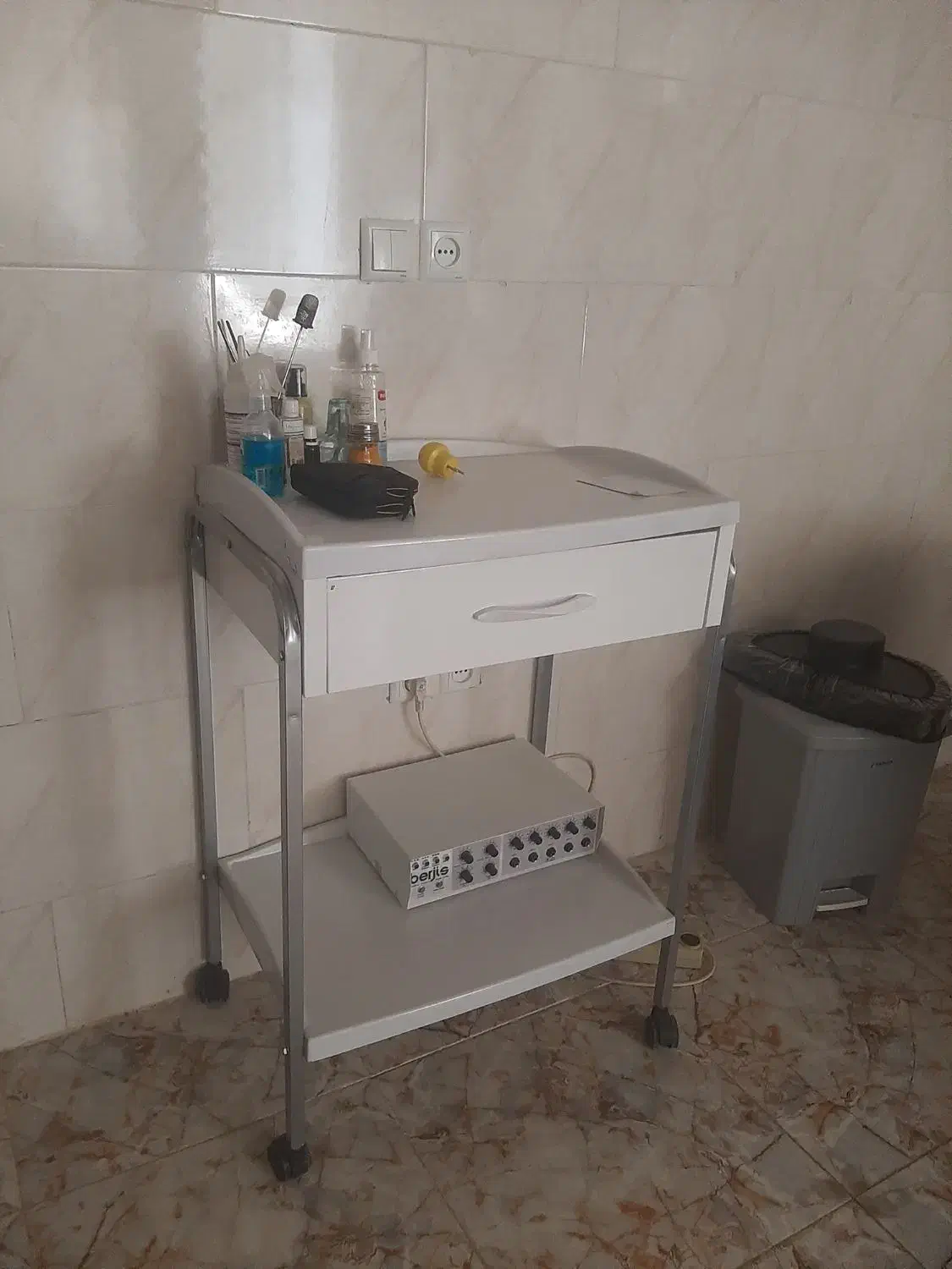 فروش فوری|مبلمان اداری|شاهین‌شهر, شهرک پردیس|دیوار