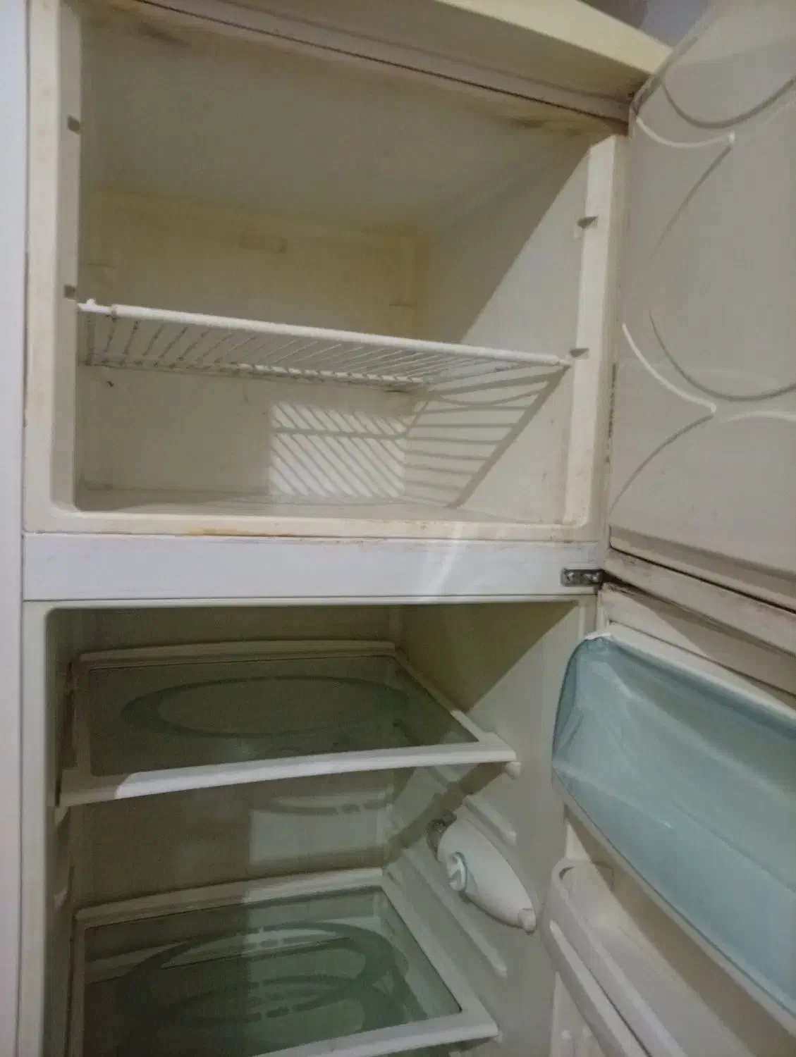 یخچال کاملاً سالمه|یخچال و فریزر|میبد, |دیوار