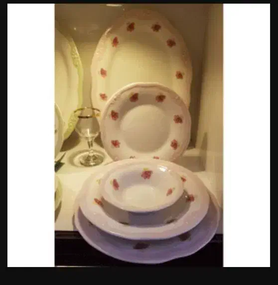 سرویس چینی لب طلا توس|ظروف سرو و پذیرایی|اهواز, نادری|دیوار