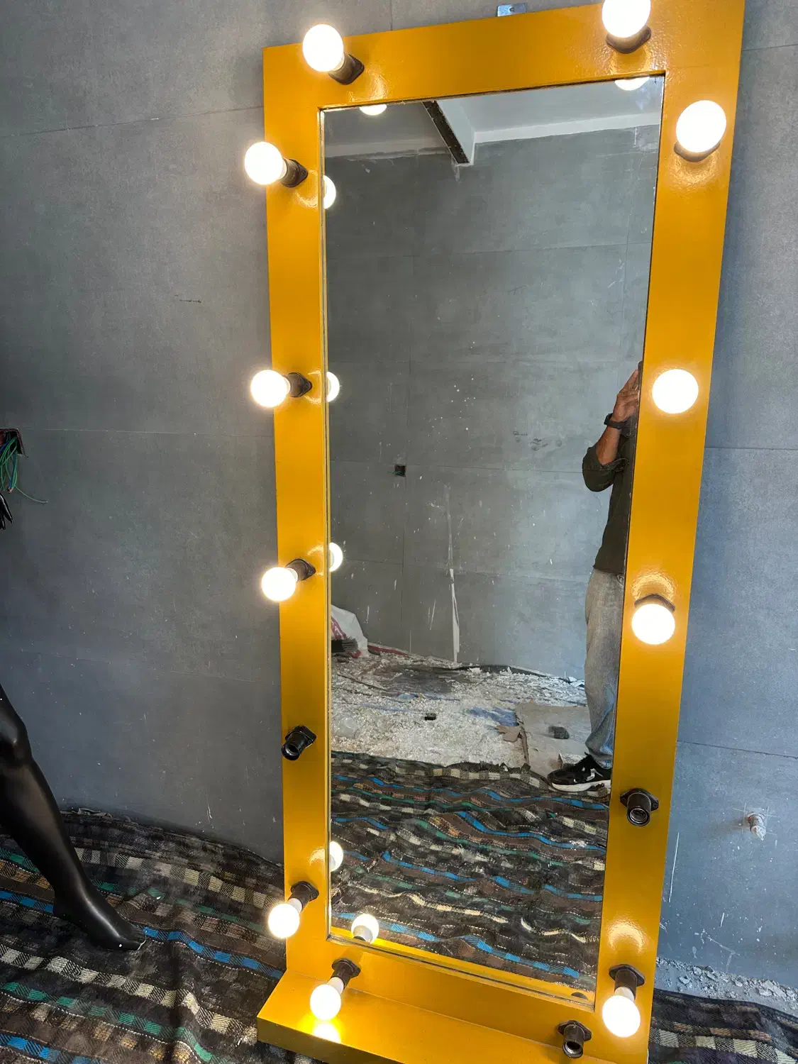 اینه|آینه|نکا, |دیوار